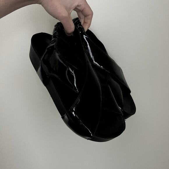 Simon Miller Dip Patent Vegan Leather Platform Slingback Sandals - Picture 2 of 6